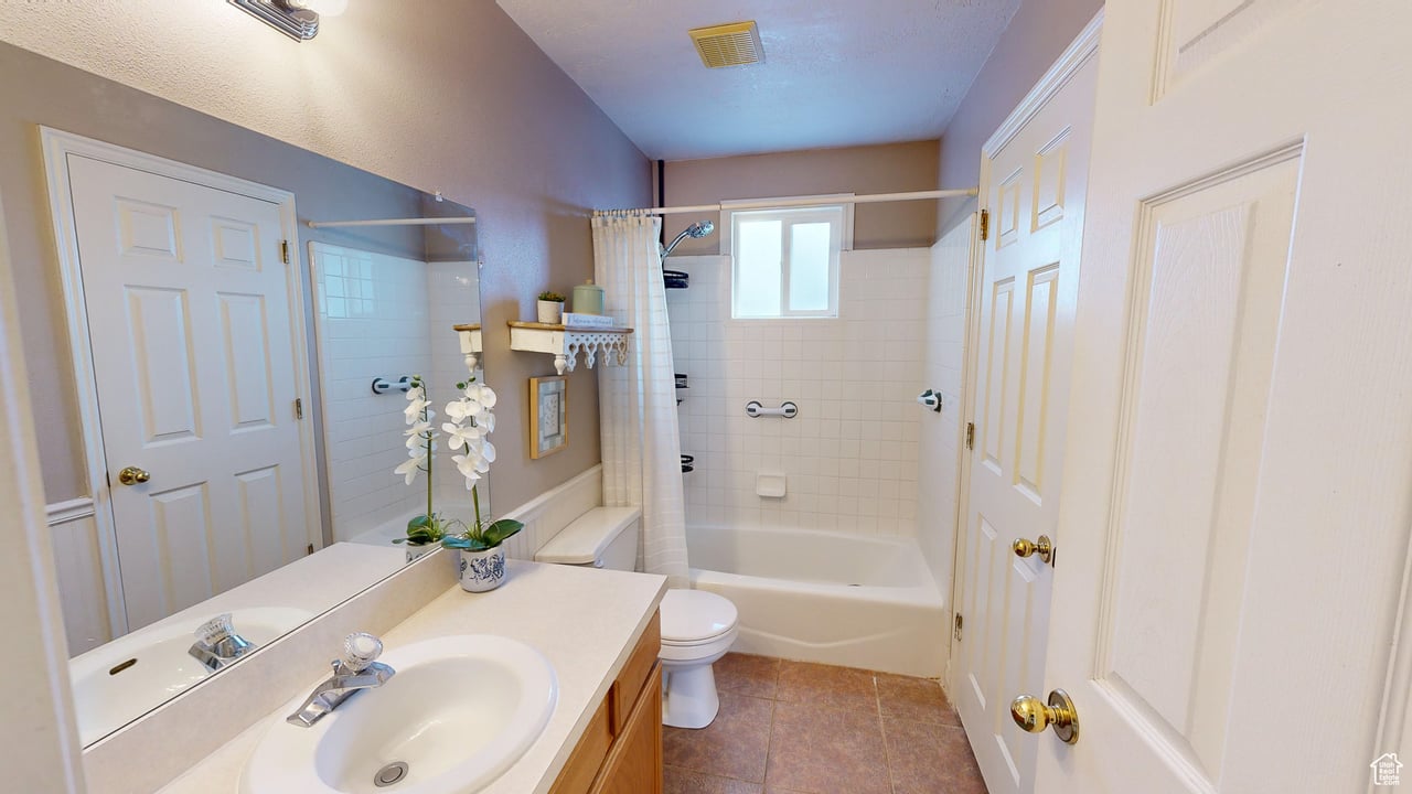 944 N 400 E, Spanish Fork UT, 84045