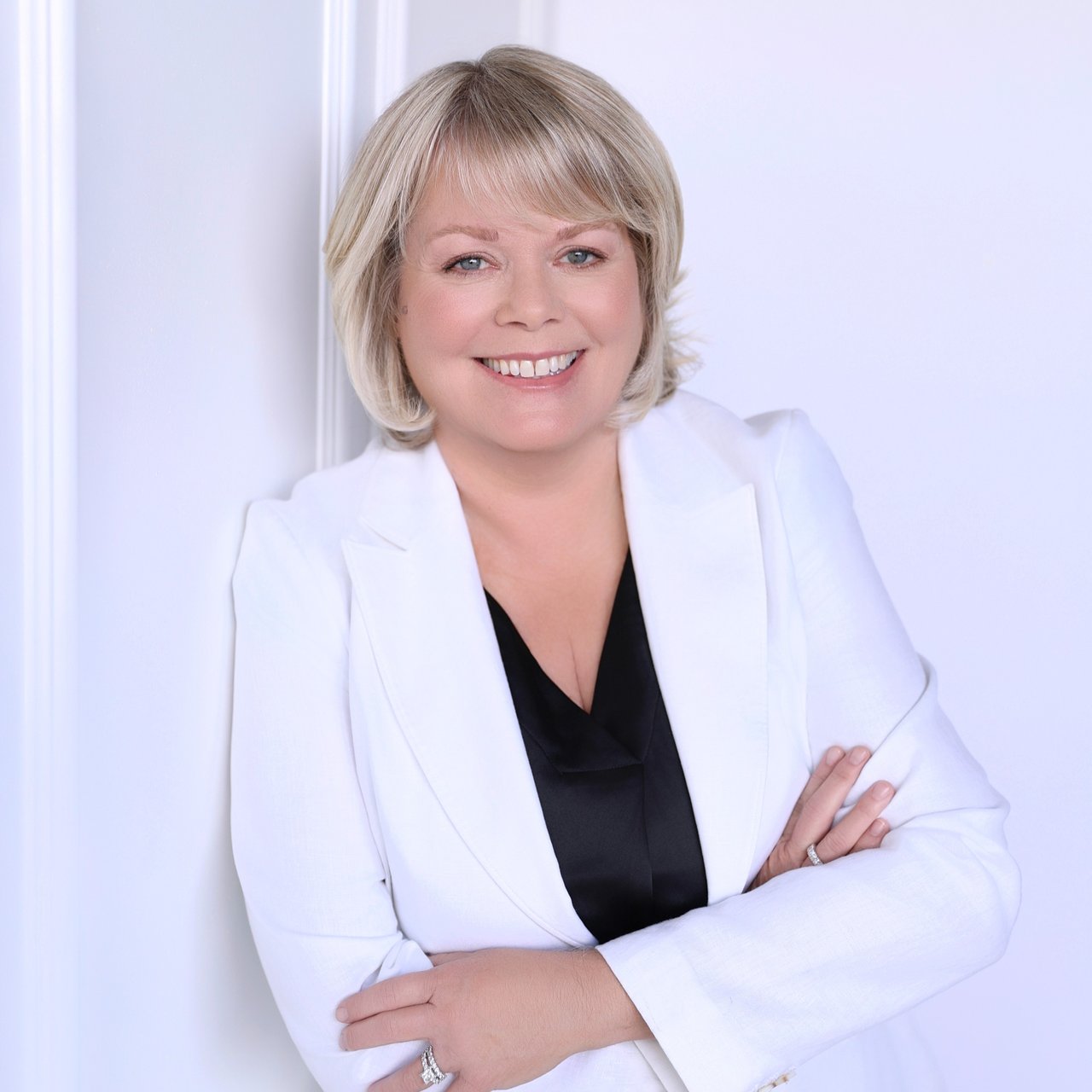 Sherri Lopez Yorba Linda, CA Real Estate Agent Headshot