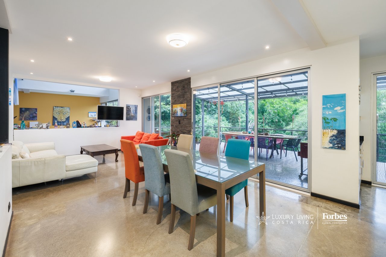 21441 - Luxury Three-Story Home Surrounded by Forest in Santa Ana