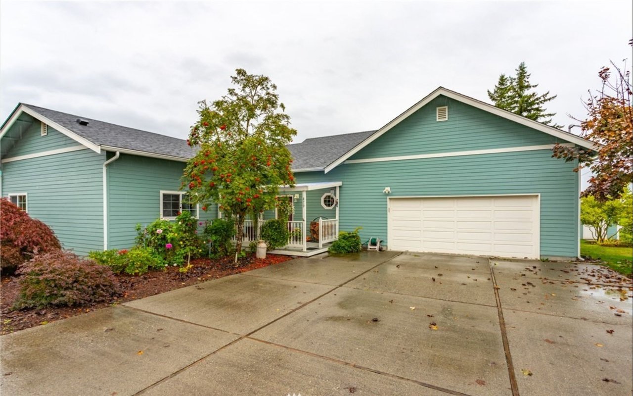 879 E Wiser Lake Rd