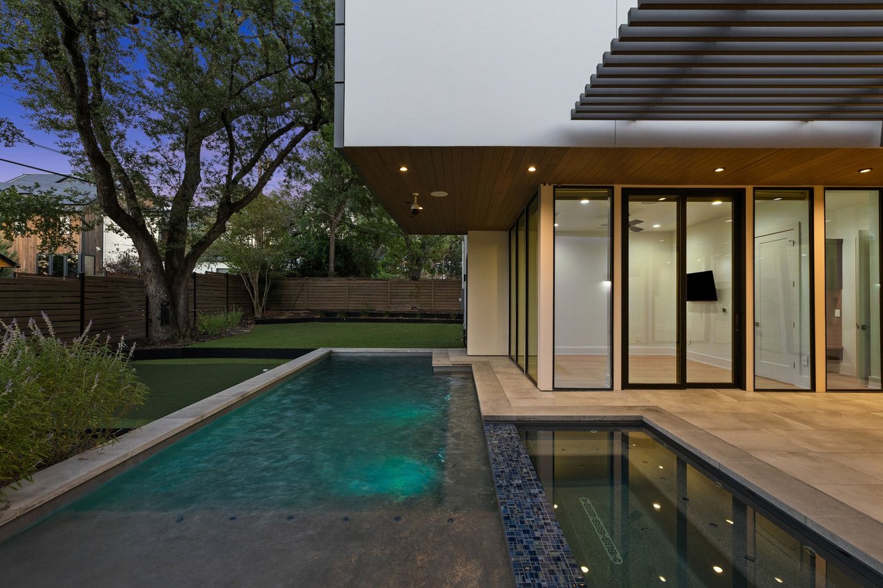 4811 Timberline Drive
