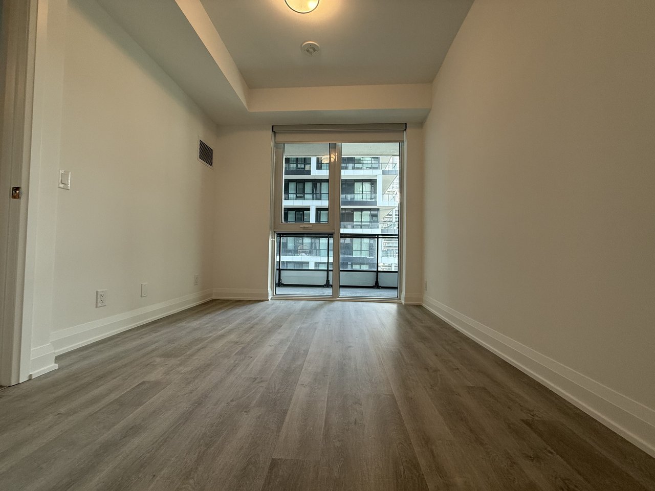 65 Broadway Avenue Unit: 1102