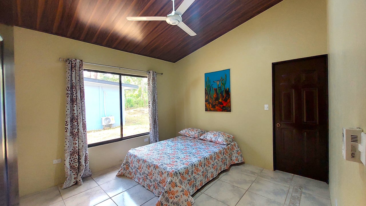 Affordable Home in Hatillo – Just 5 Minutes from Playa Dominical & Playa Linda