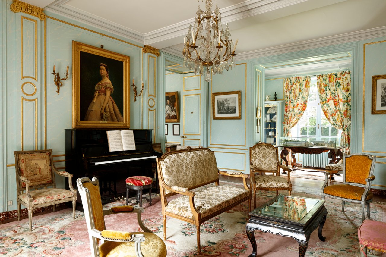 Chateau De Servigny-Historic Chateau in Normandy With Pool