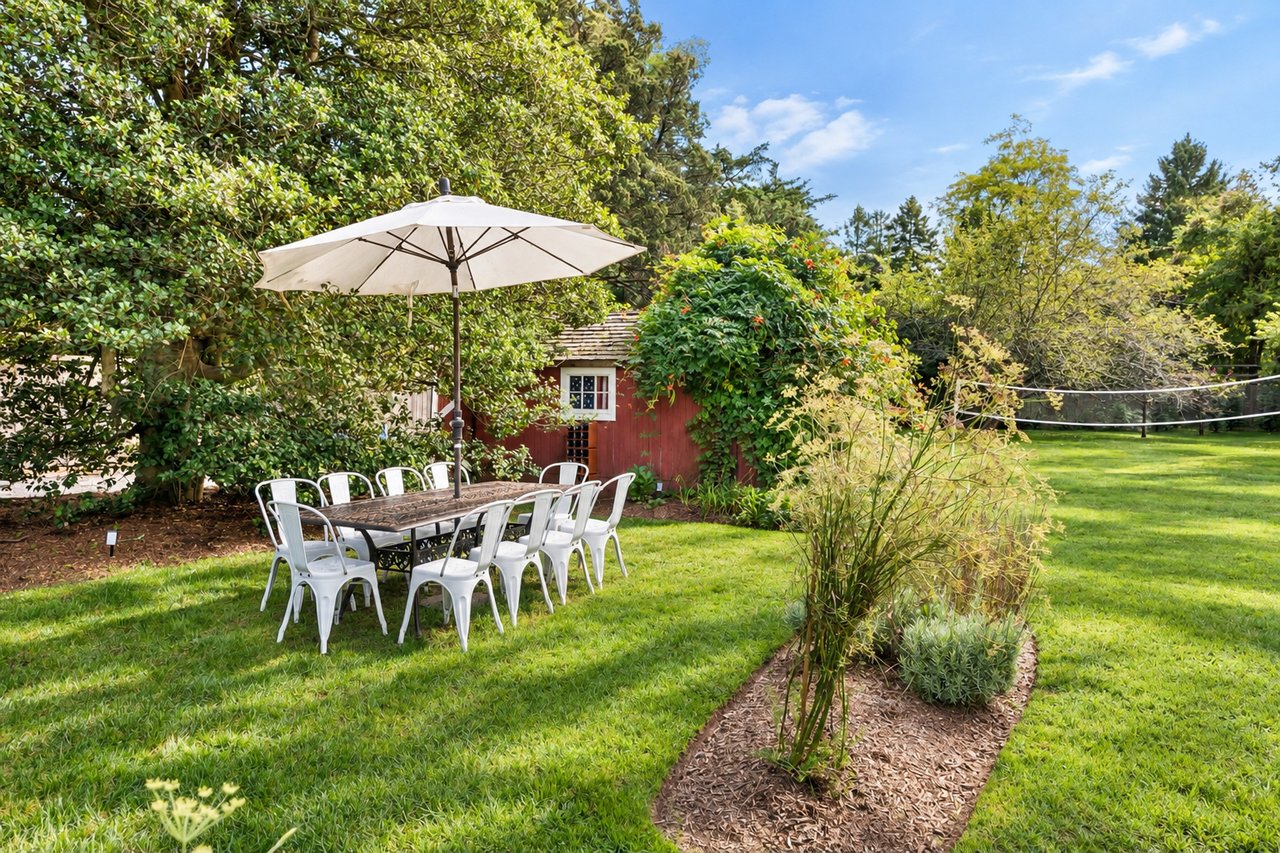 8 Tuthill Point 