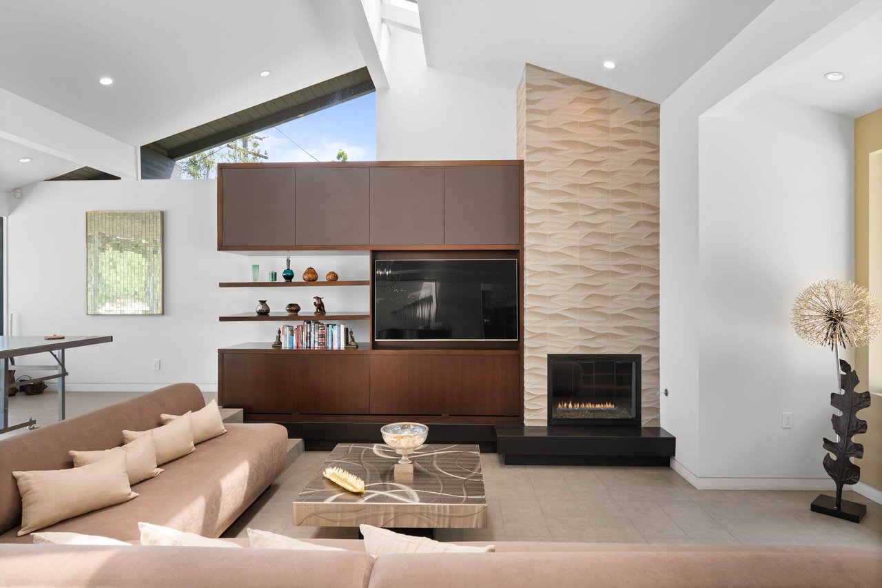 4 Buckboard Ln, Rolling Hills, CA 90274