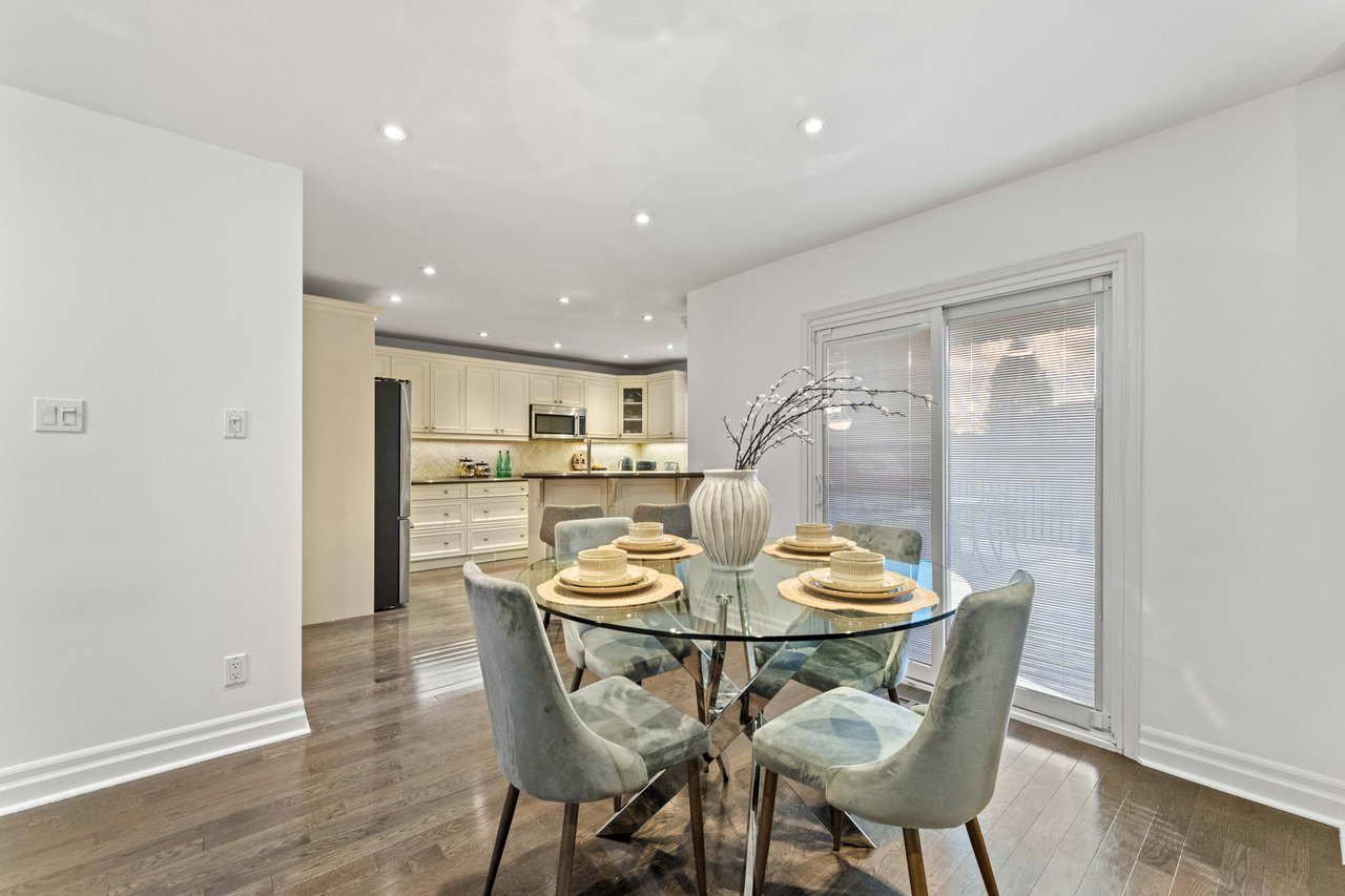 Thornhill - Uplands - Executive Home 