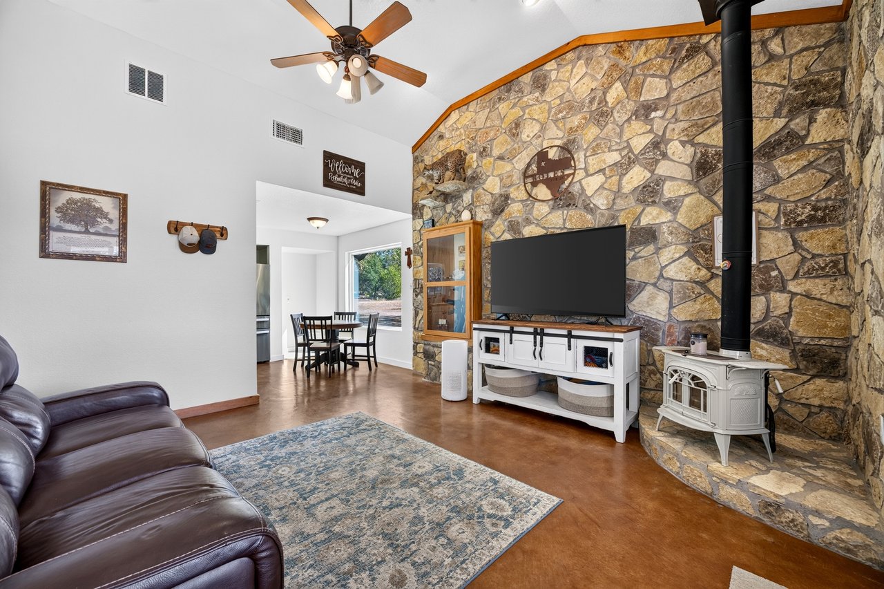 7328 FM 205 Bluff Dale