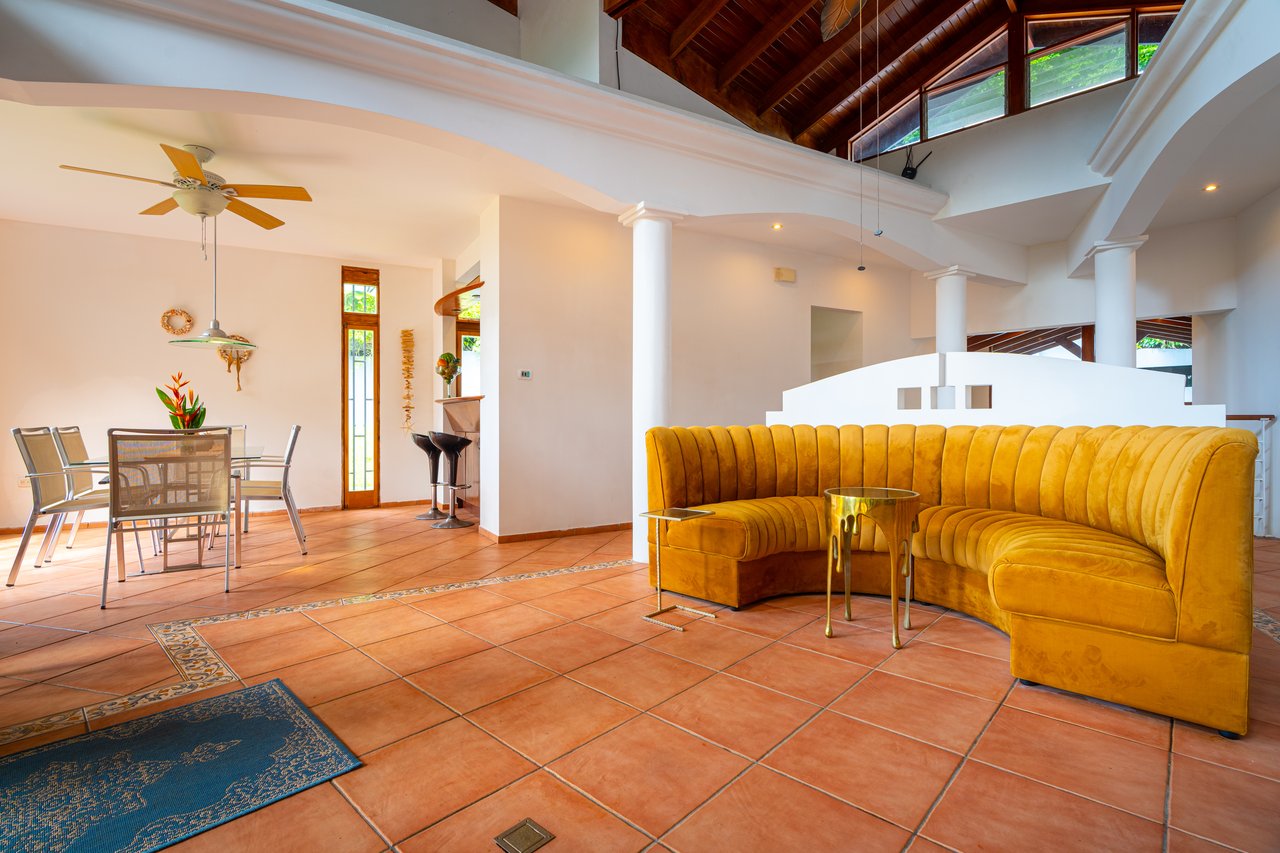 VILLA TURQUESA – MAJESTIC OASIS, CLOSE TO THE BEACH AND WILDLIFE – 1.92 ACRES