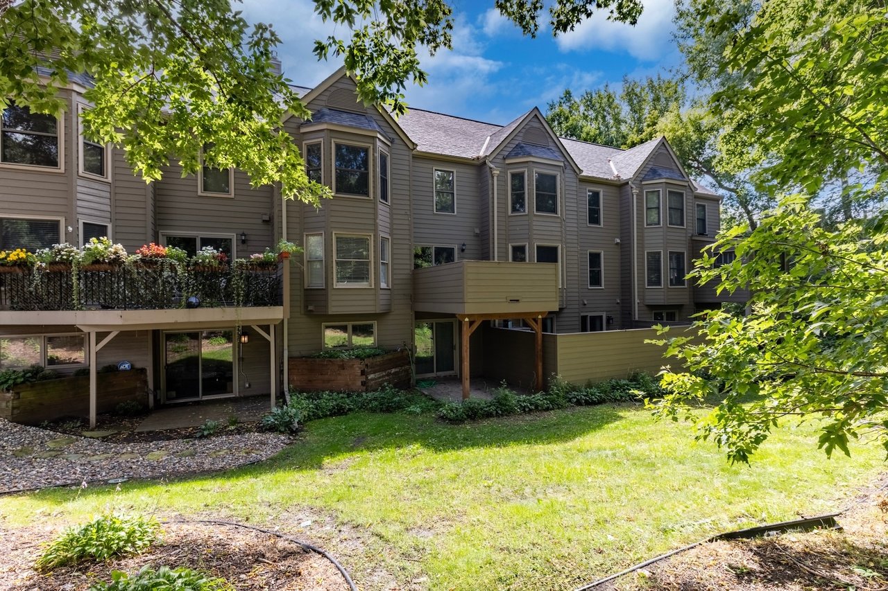 1641 Cedar Lake Pkwy