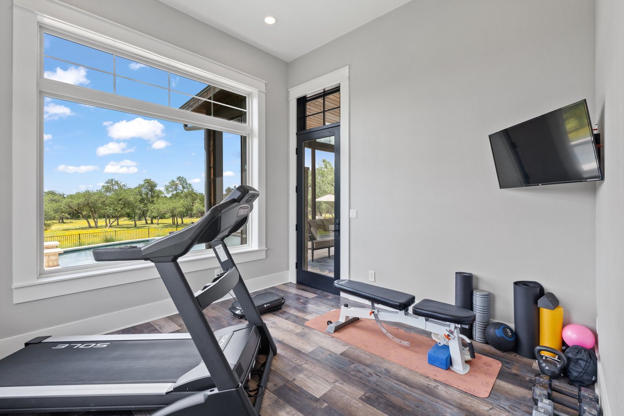 1457 Avenida High View
