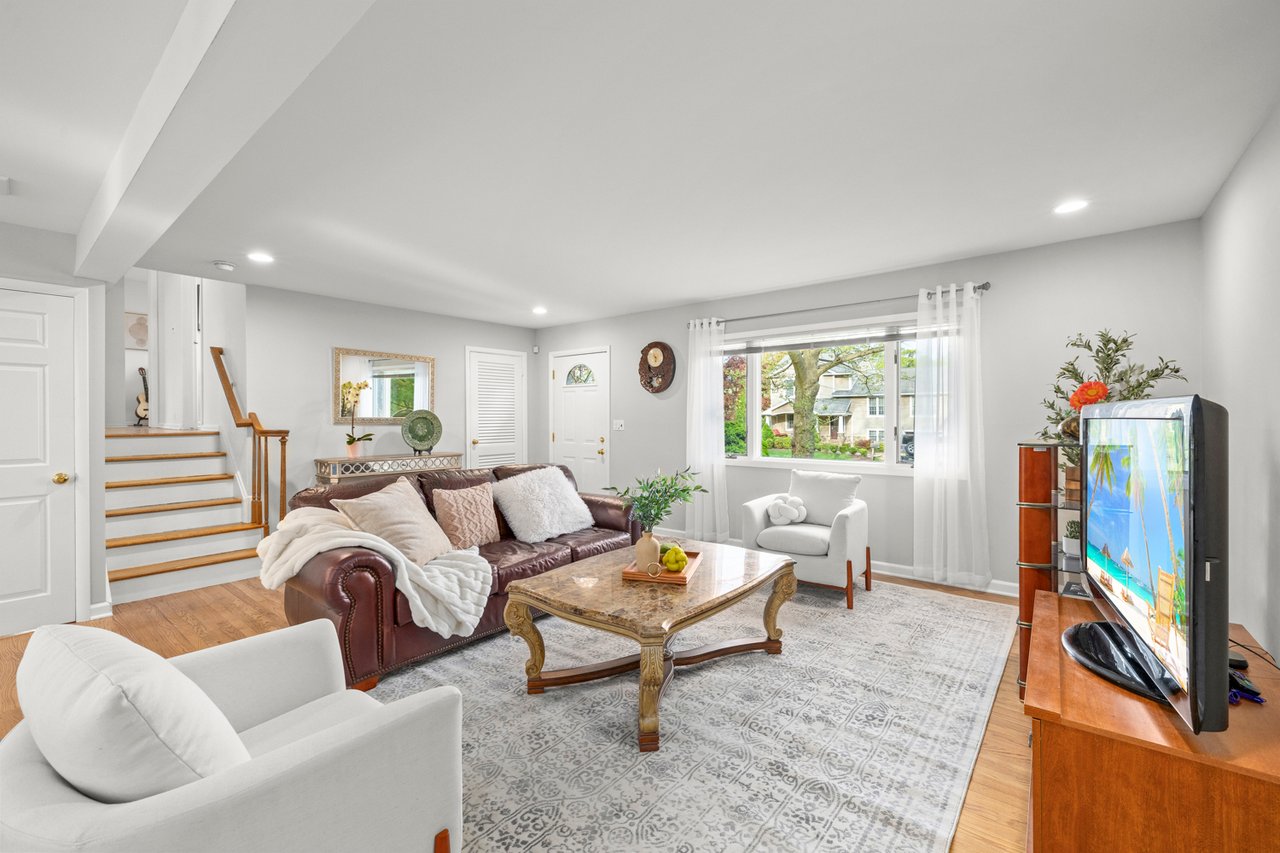 7 Kinkead Dr, Livingston