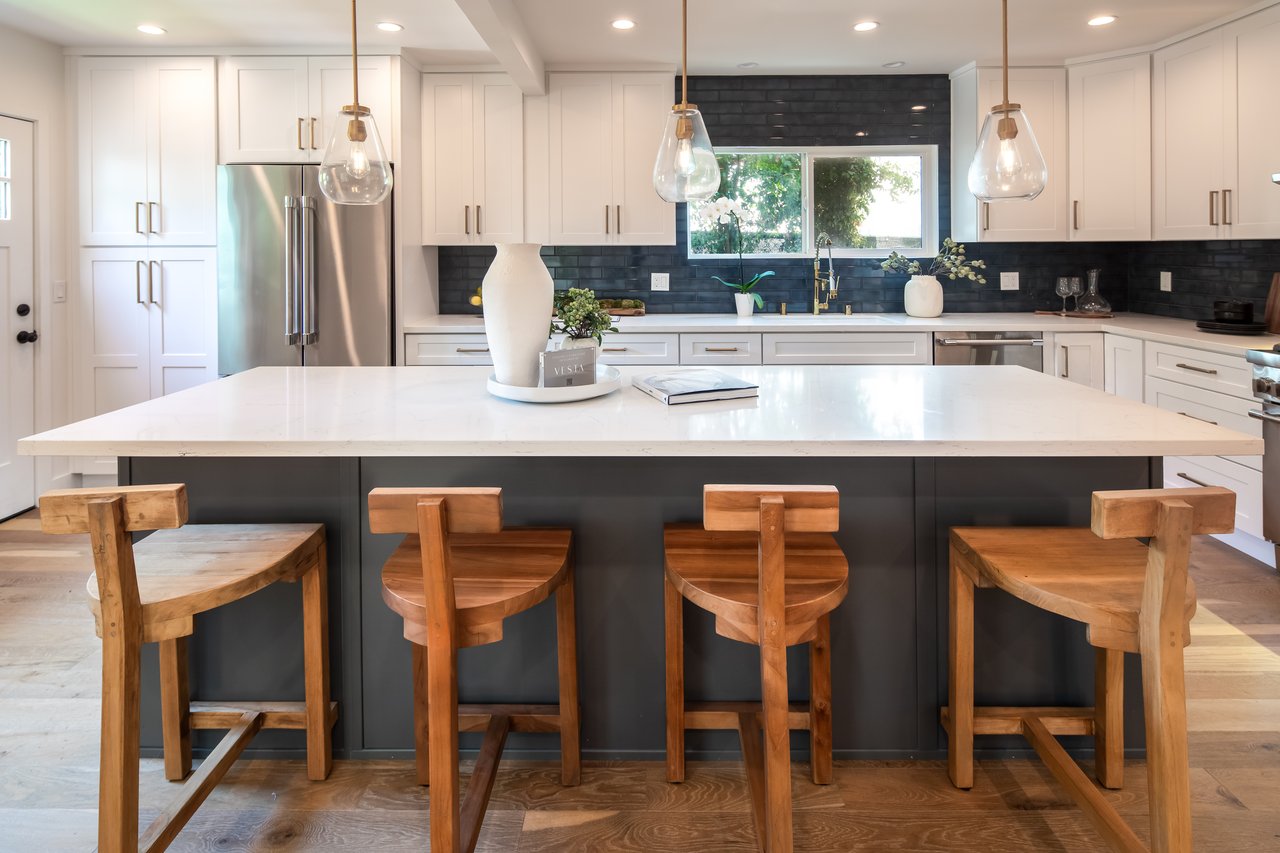 1363 S Curson Ave, Wilshire Vista