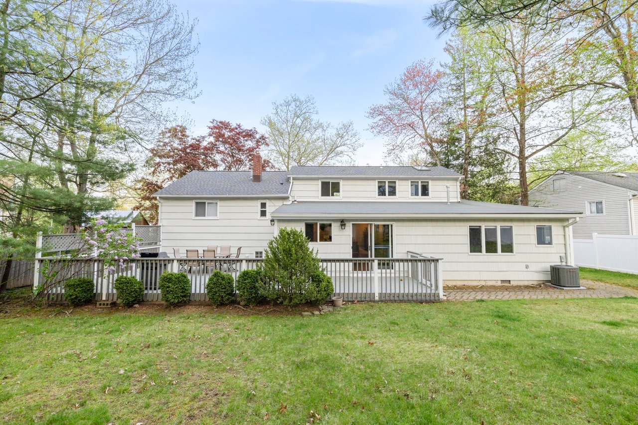 7 Kinkead Dr, Livingston