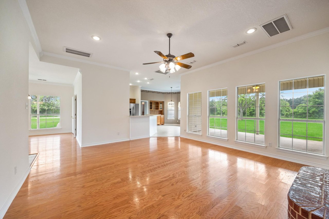 7644 County Road 302 Terrell TX Home on 3.3 Acres | Country Home for Sale