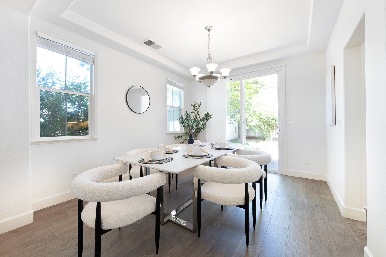 5947 Pala Mesa Dr