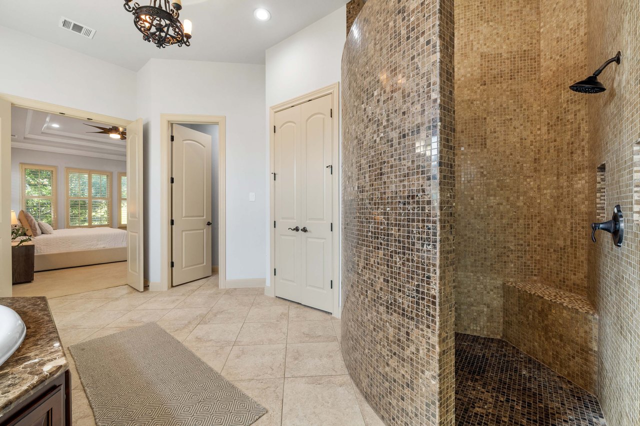 107 Bella Strada Cove