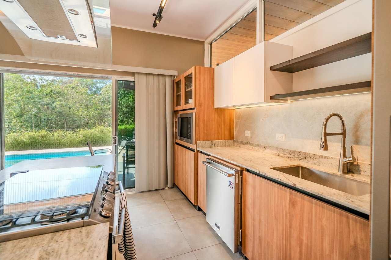 Brand New Tropical Jungle Home in Ojochal