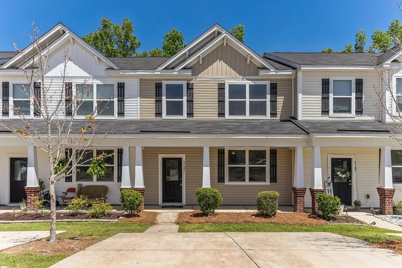9105 Parlor Dr