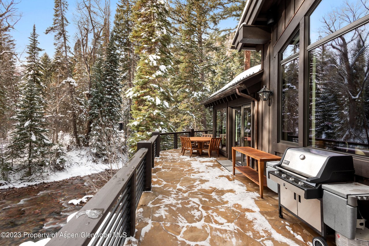 1819 Maroon Creek Road