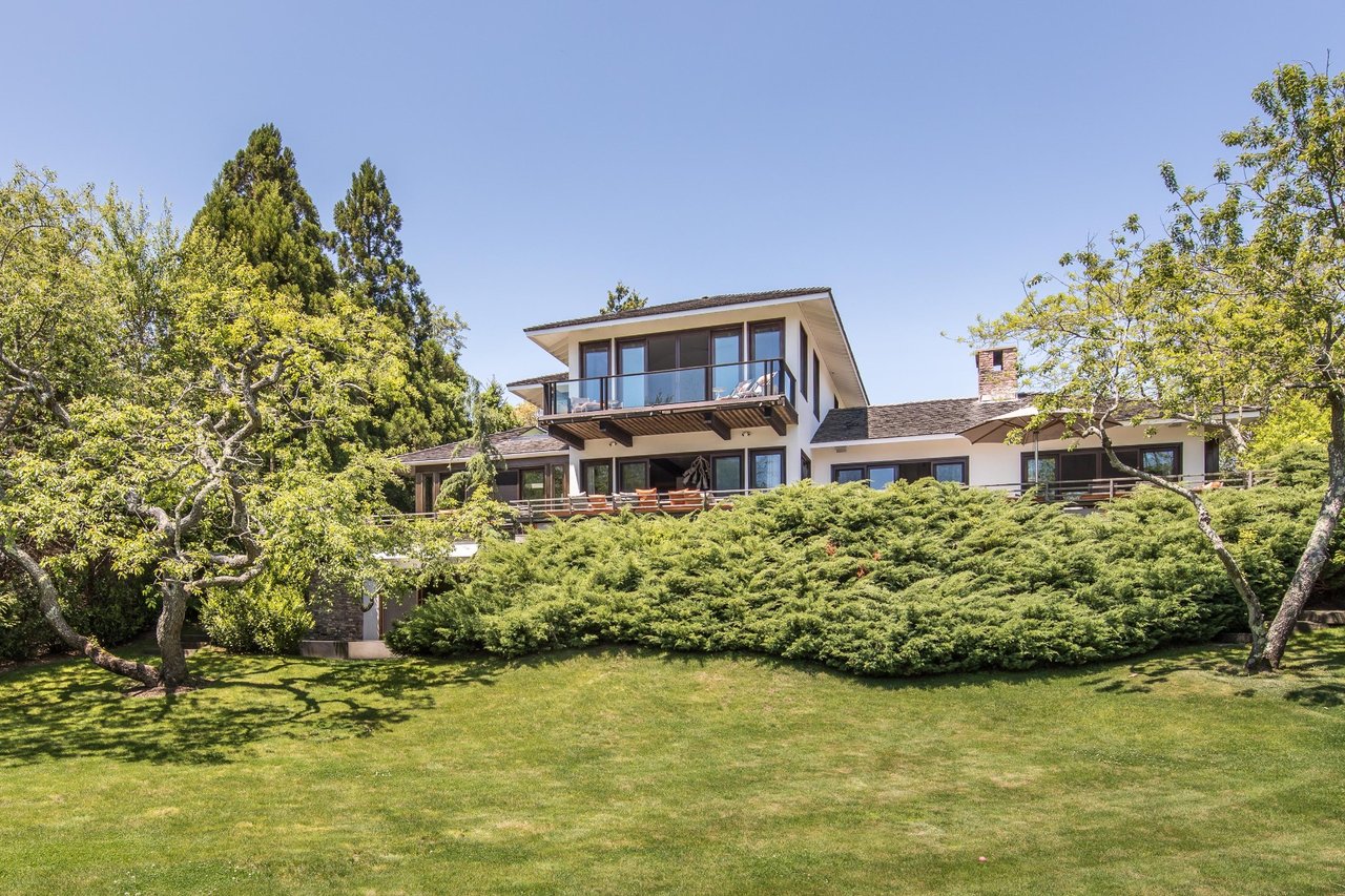 448 Further Lane, East Hampton