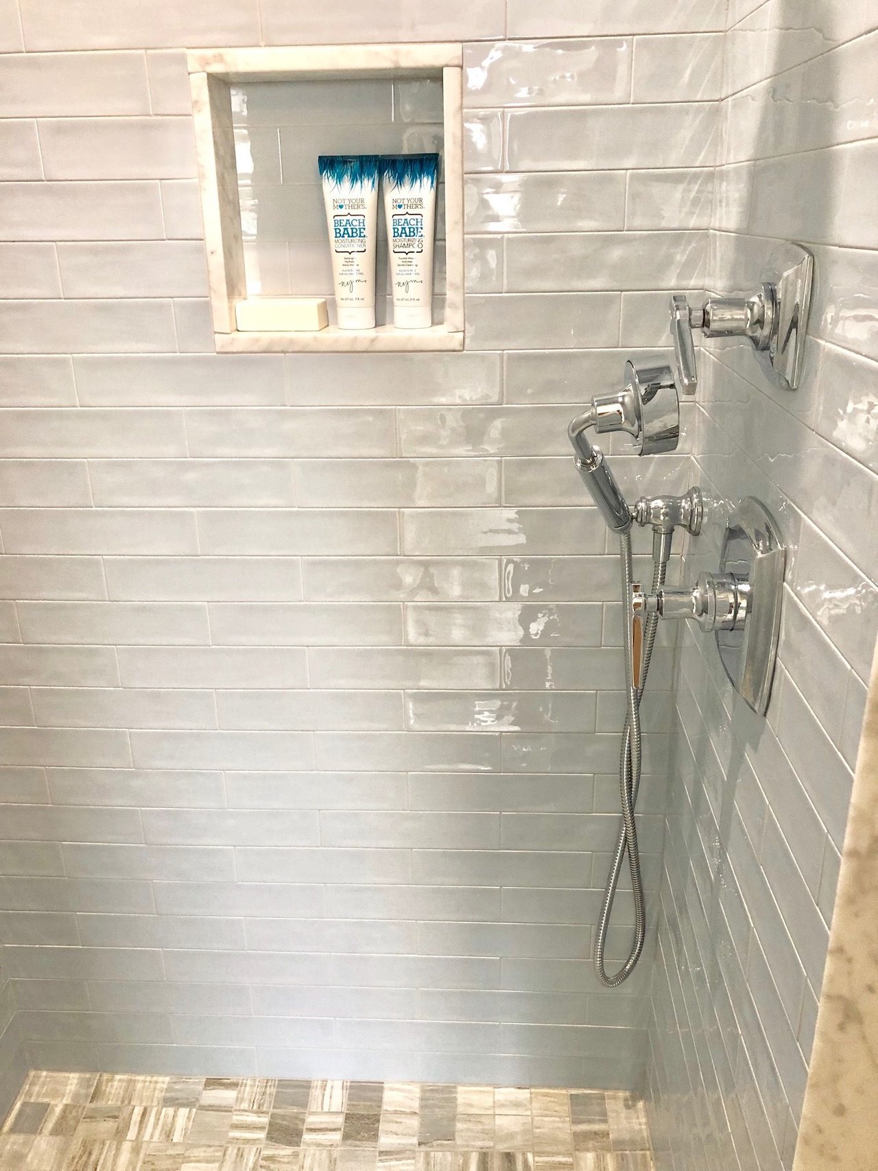 #103 Exclusive Curtis Point