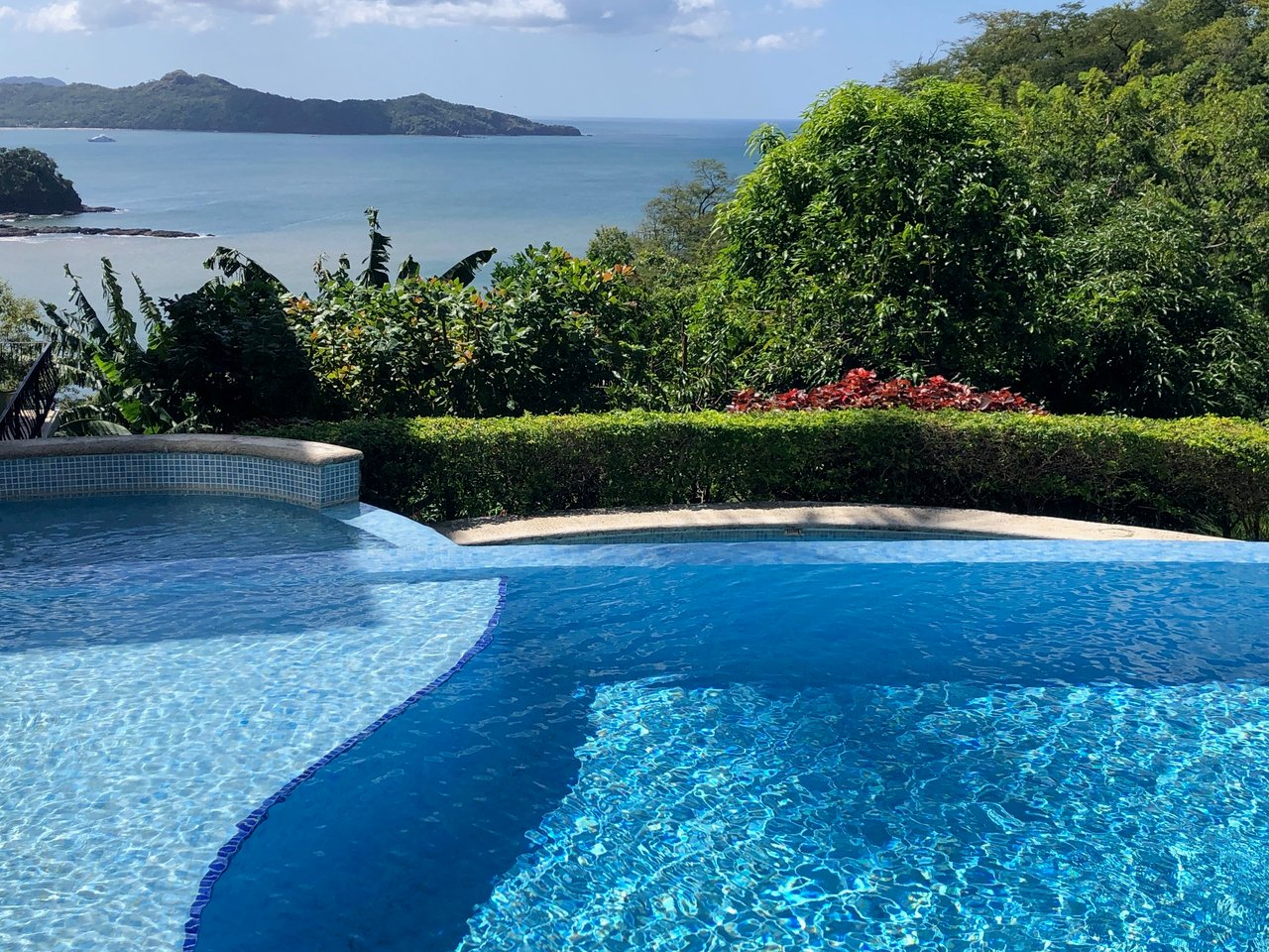 Flamingo Towers 30 | These views will absolutely take your breath away!