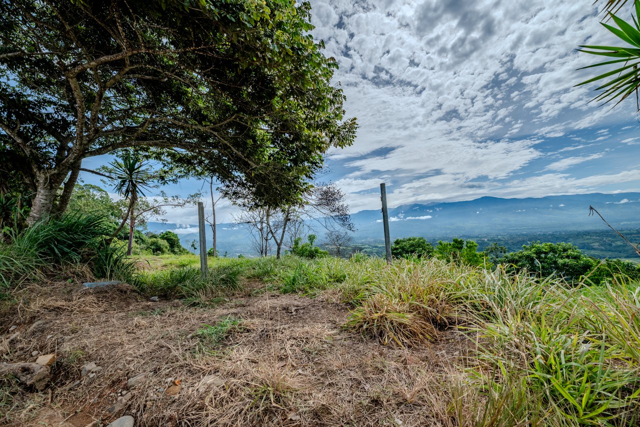 Panoramic Mountain View Lot | 3,000 ft, 30 min to Beaches | Pérez Zeledón