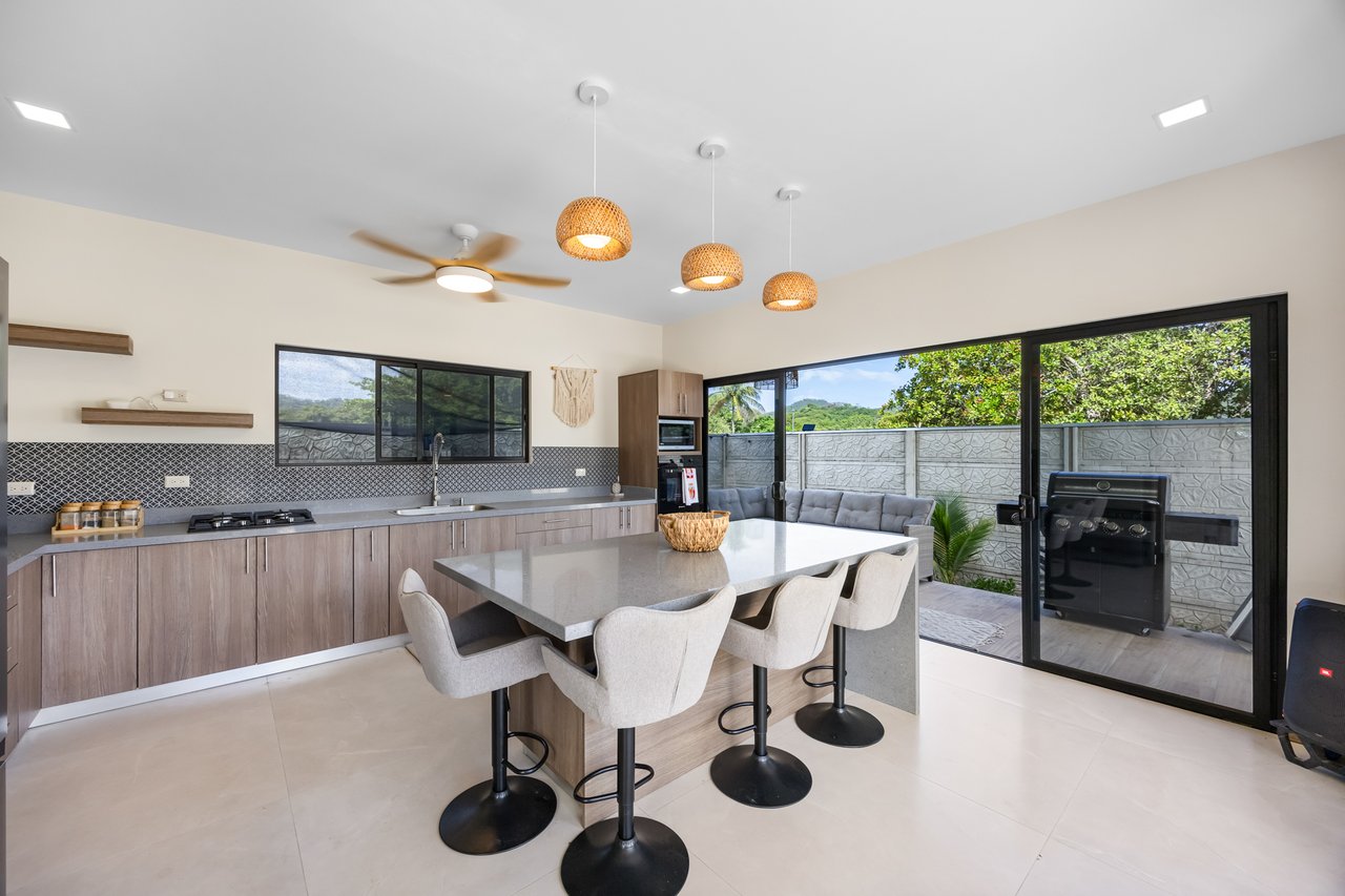 Casa Murillo | Stunning Brand-New 4-Bedroom Home with Private Pool in El Llano