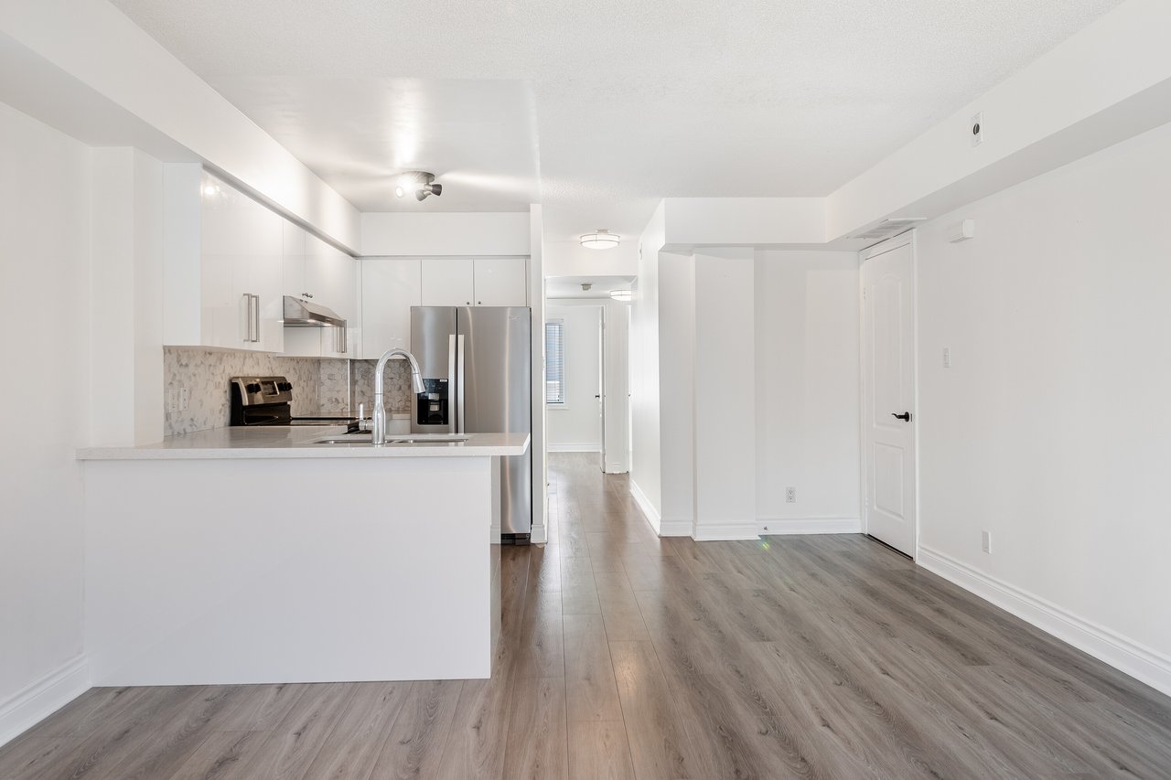 12 Sudbury St #802