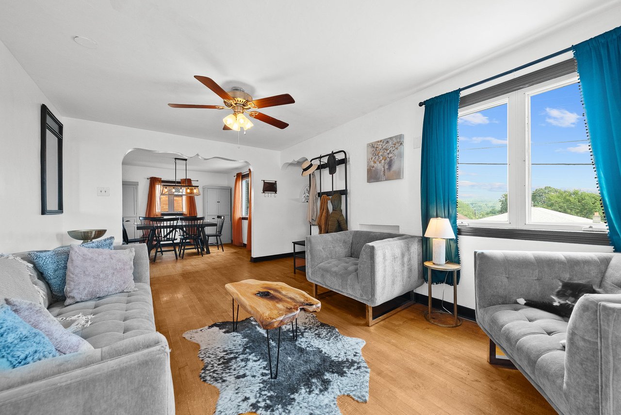 615 Lincoln Ave, Carnegie PA 15106