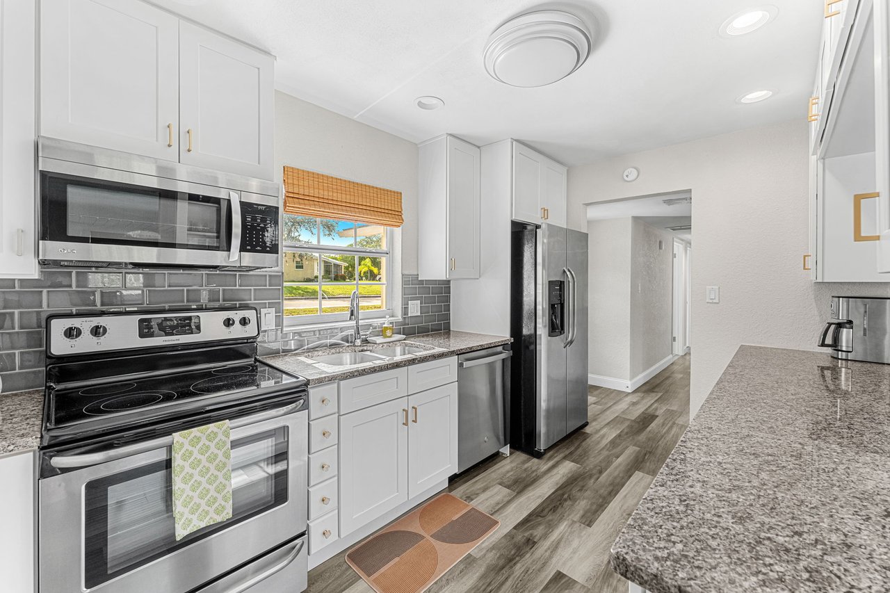 328 Magnolia Avenue