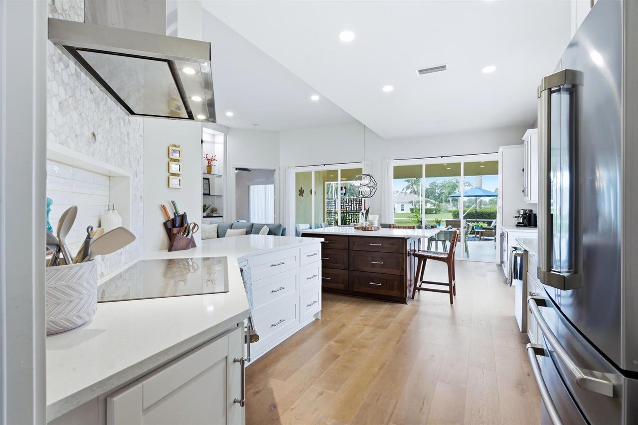 1321 Saint Lawrence Dr