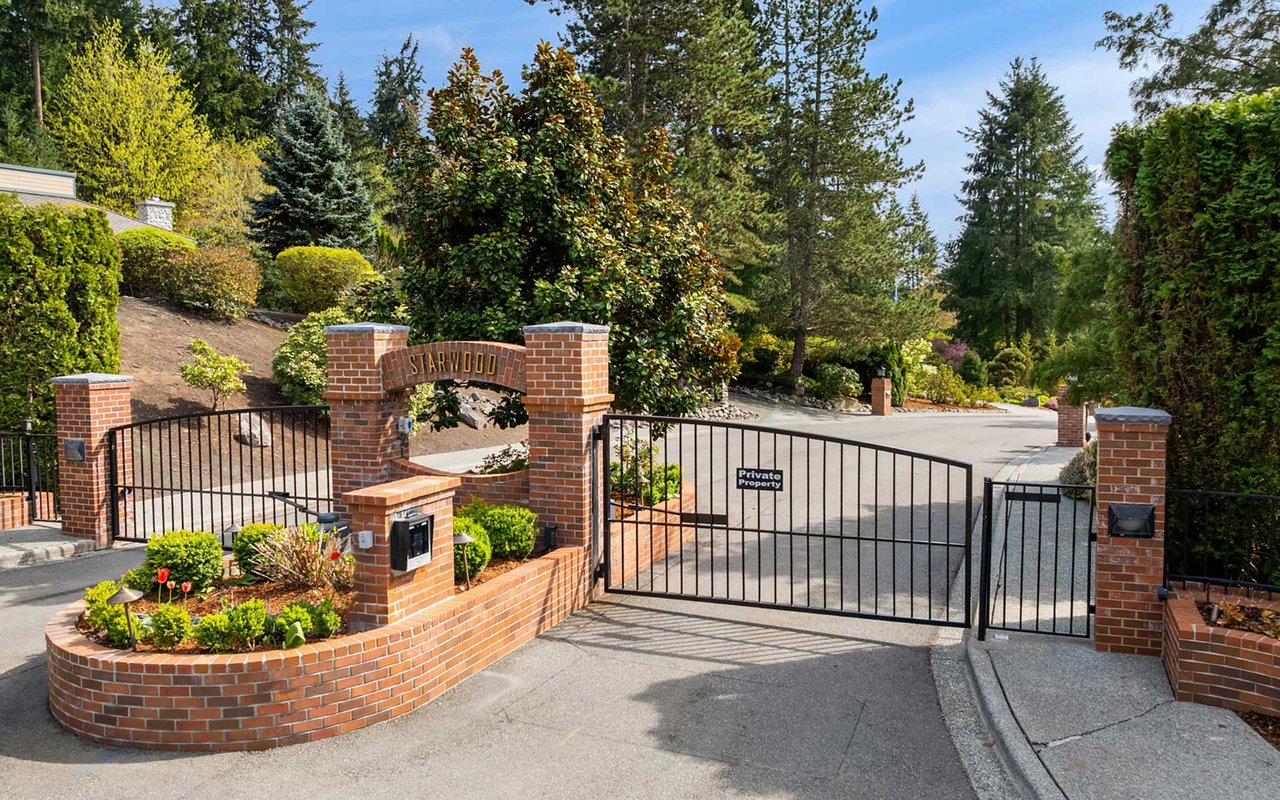 Private, Tranquil Resort-Style Living in Redmond’s Starwood Neighborhood