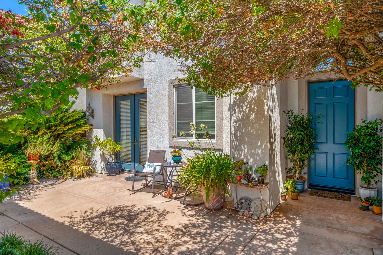 32402 Magenta Ct