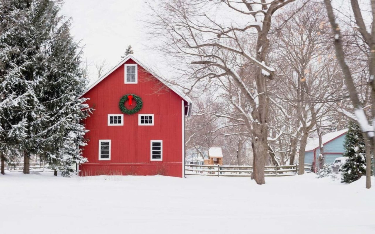 More & More Homes for the Holidays