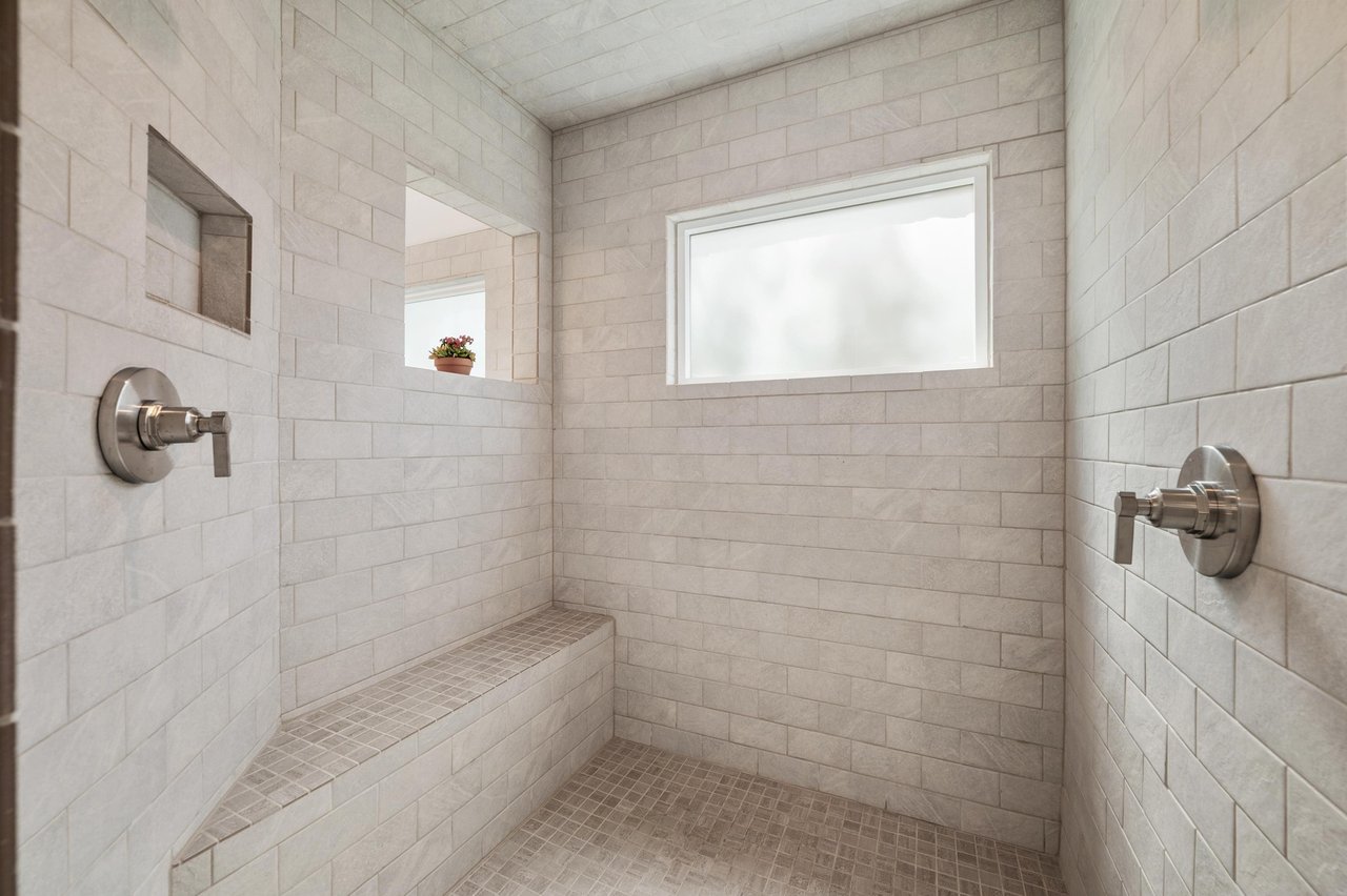 2928 Chatelaine Drive