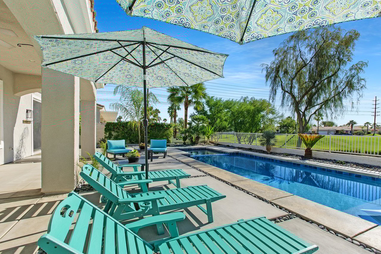 Poolside & Par on San Mateo