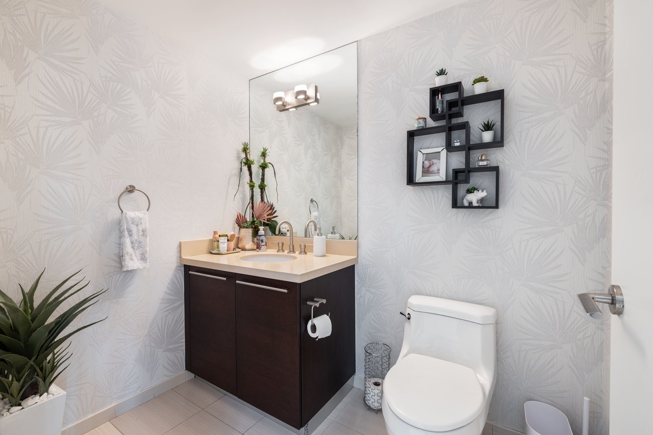 7928 East Drive #106