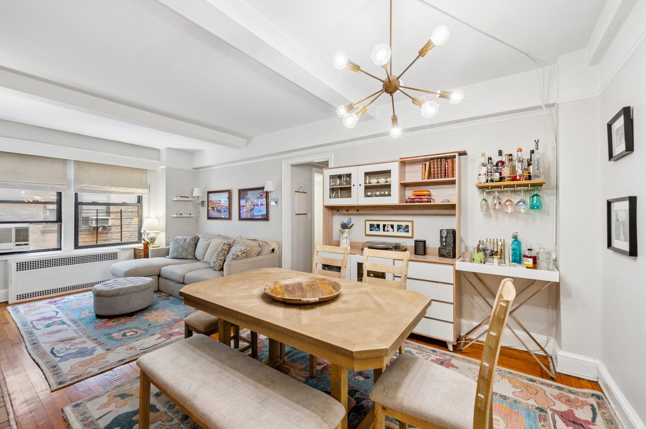 Homes for Sale in Manhattan and Queens