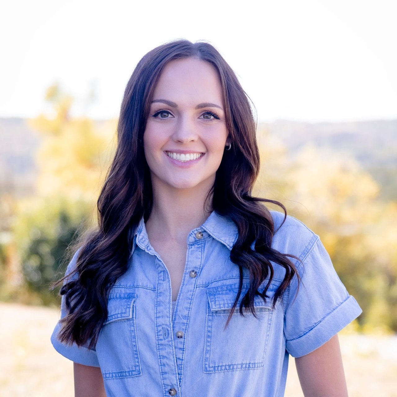 Macy Nuckolls Hollister, MO Real Estate Agent Headshot