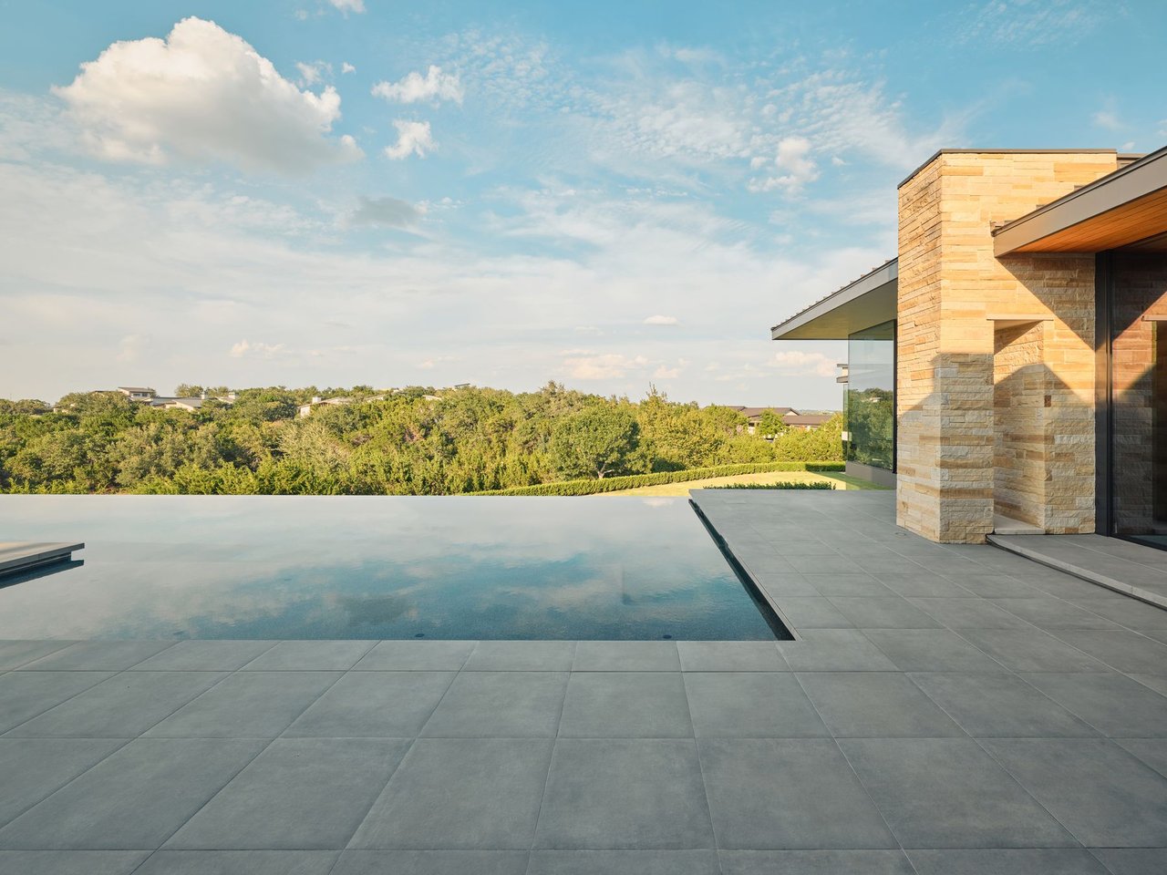 The Contemporary Amarra Estate | One of One 