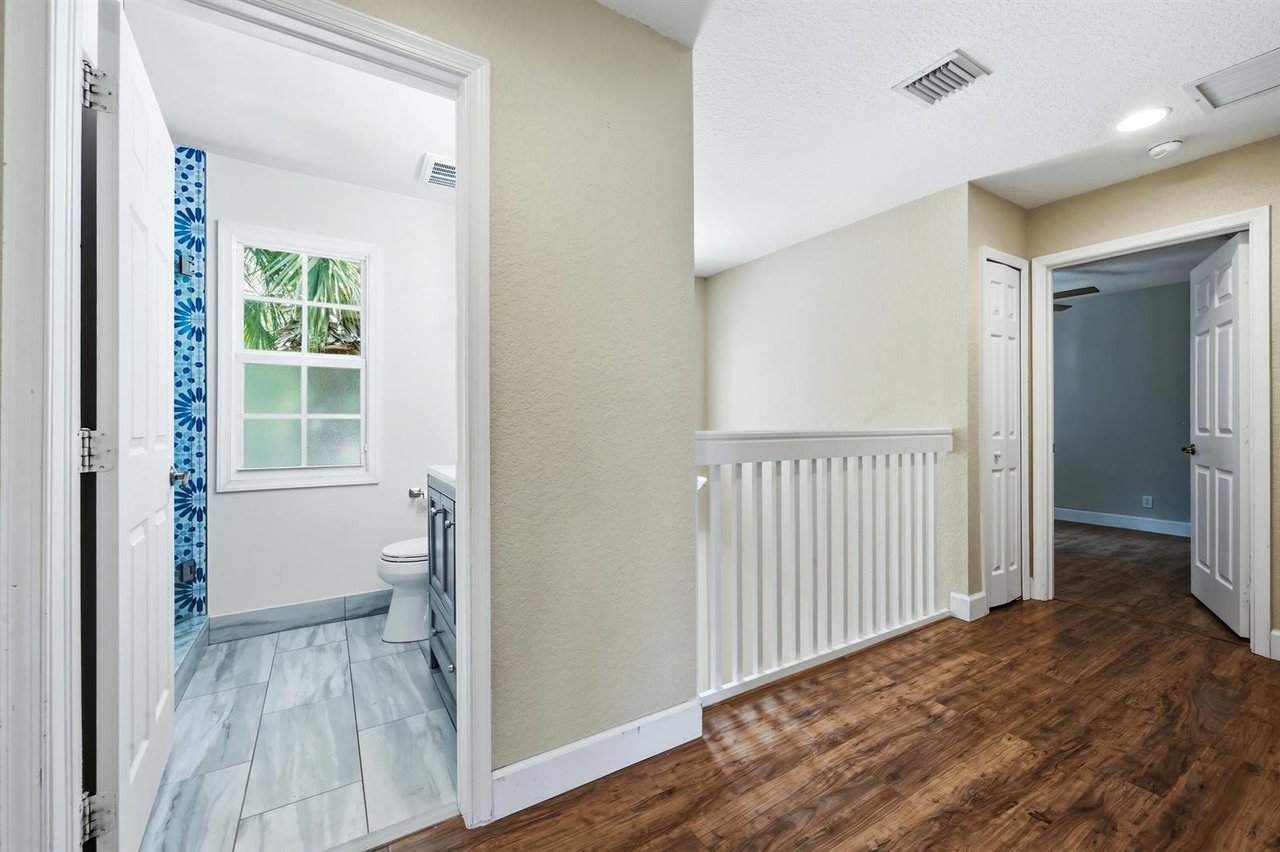 8113 Bautista Way