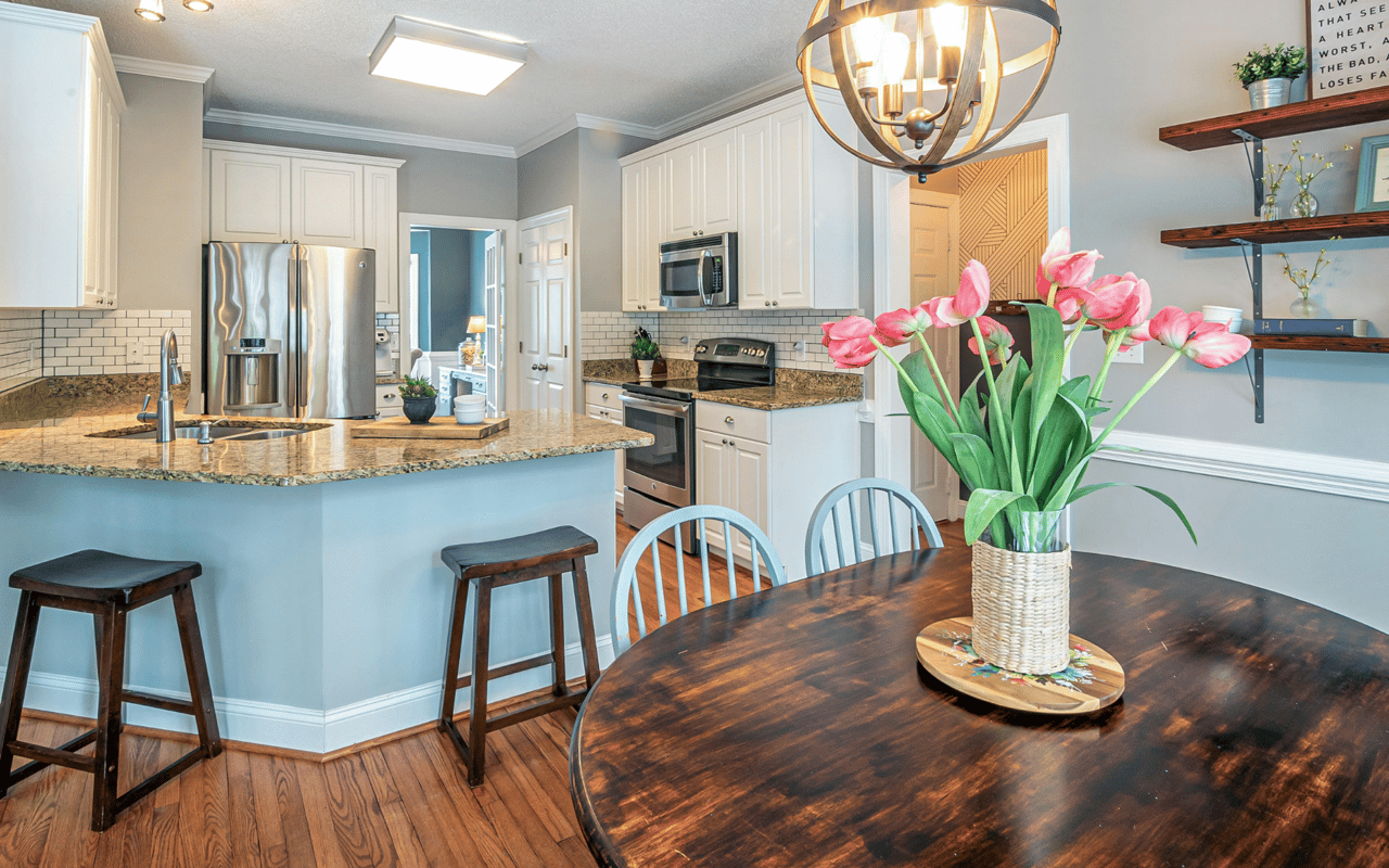 Pricing Your Home Right in Spring 2025: What You Need to Know