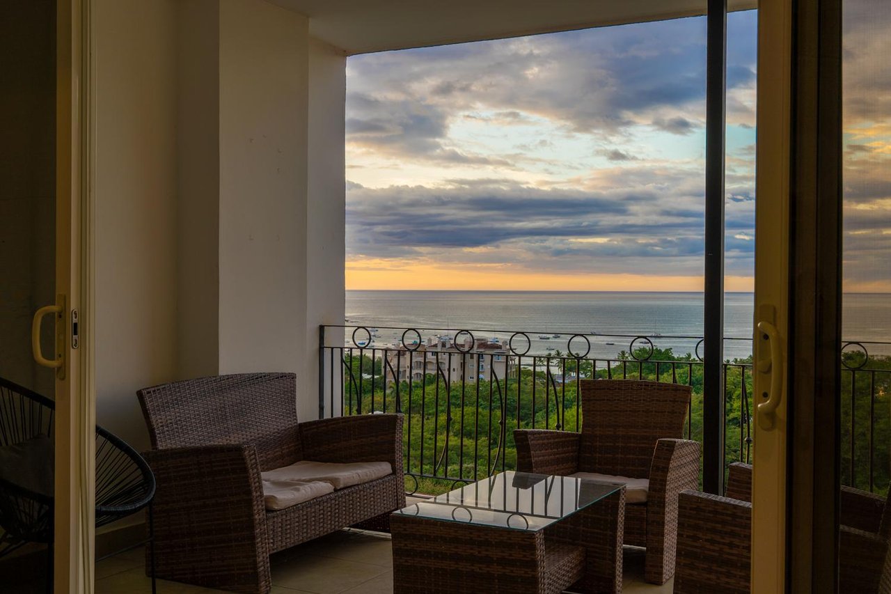 Gran Mirador #3 | Ocean-View 2-Bedroom Condo with Private Elevator | Tamarindo