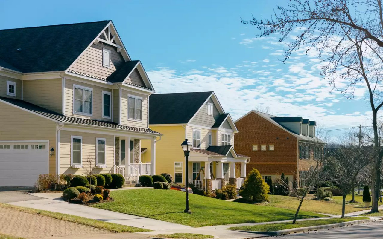 The Latest Expert Forecasts for Home Prices in 2023