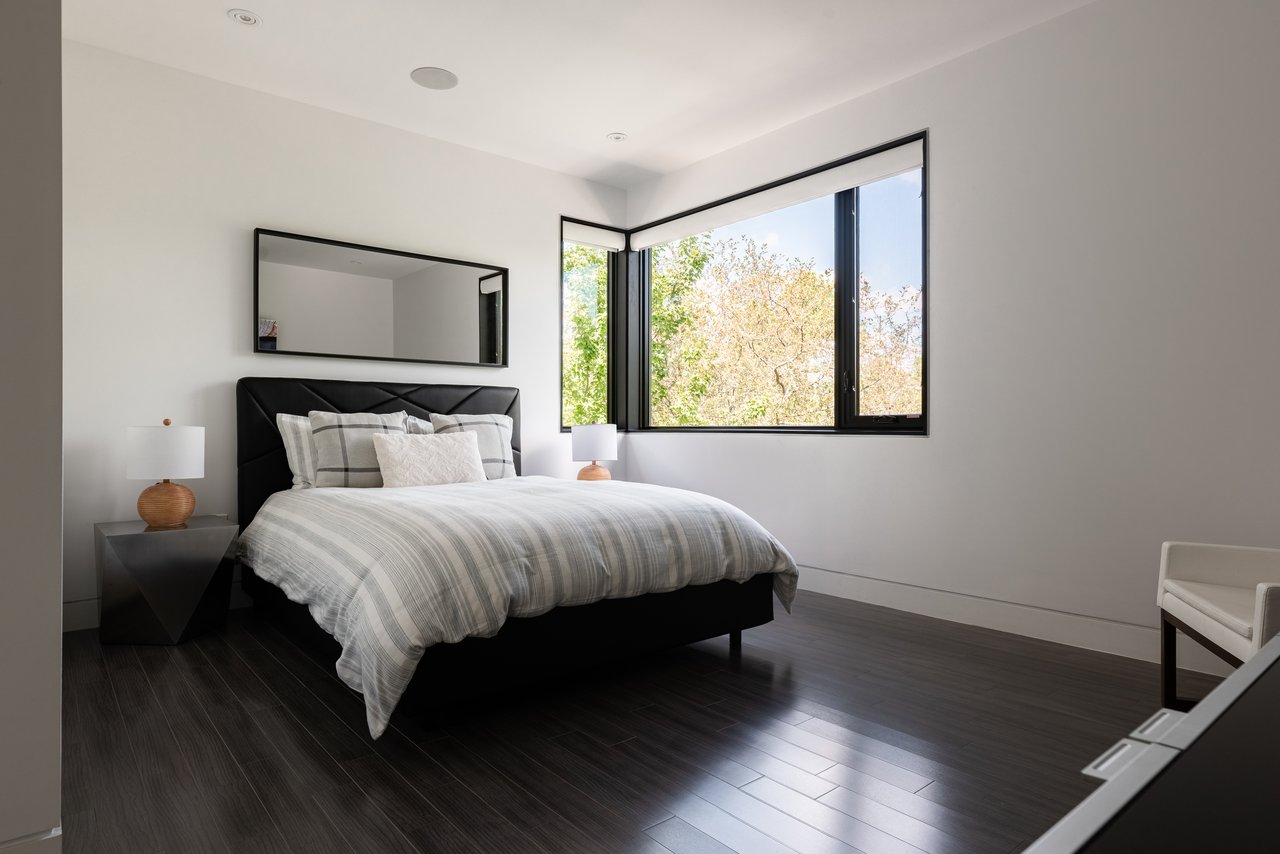 1388 Acton Crescent