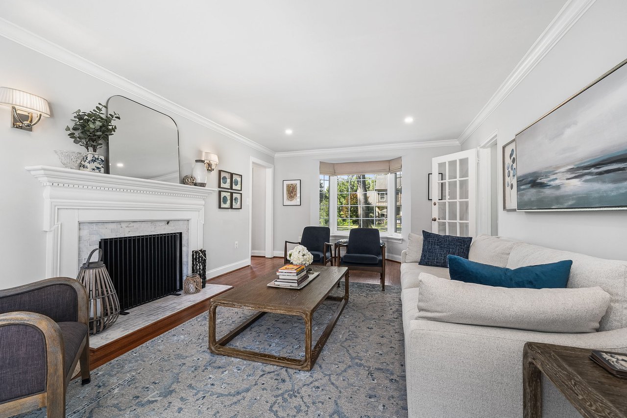 1138 Cameron Rd
