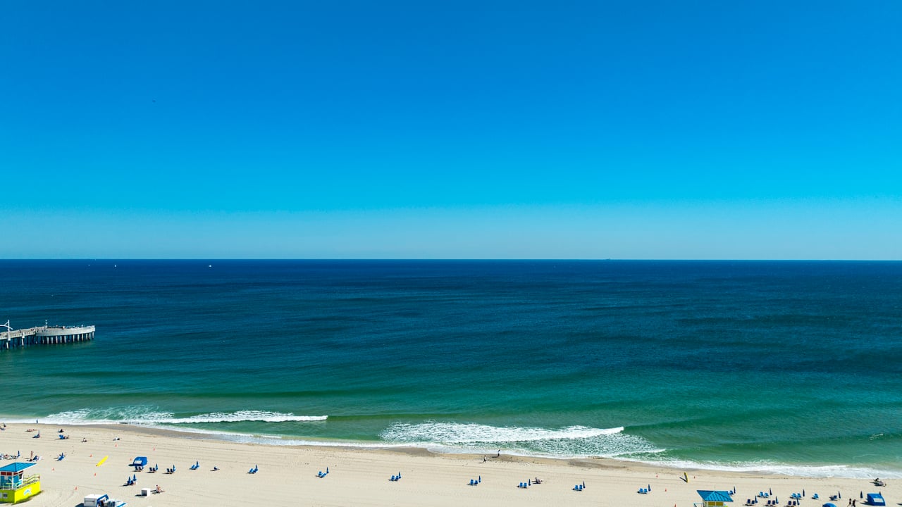 W Pompano Beach Hotel & Residences