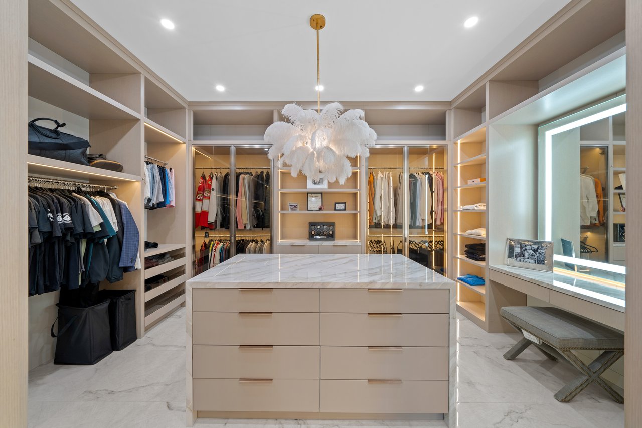 2593 SE 8th St, Pompano Beach, FL 33062